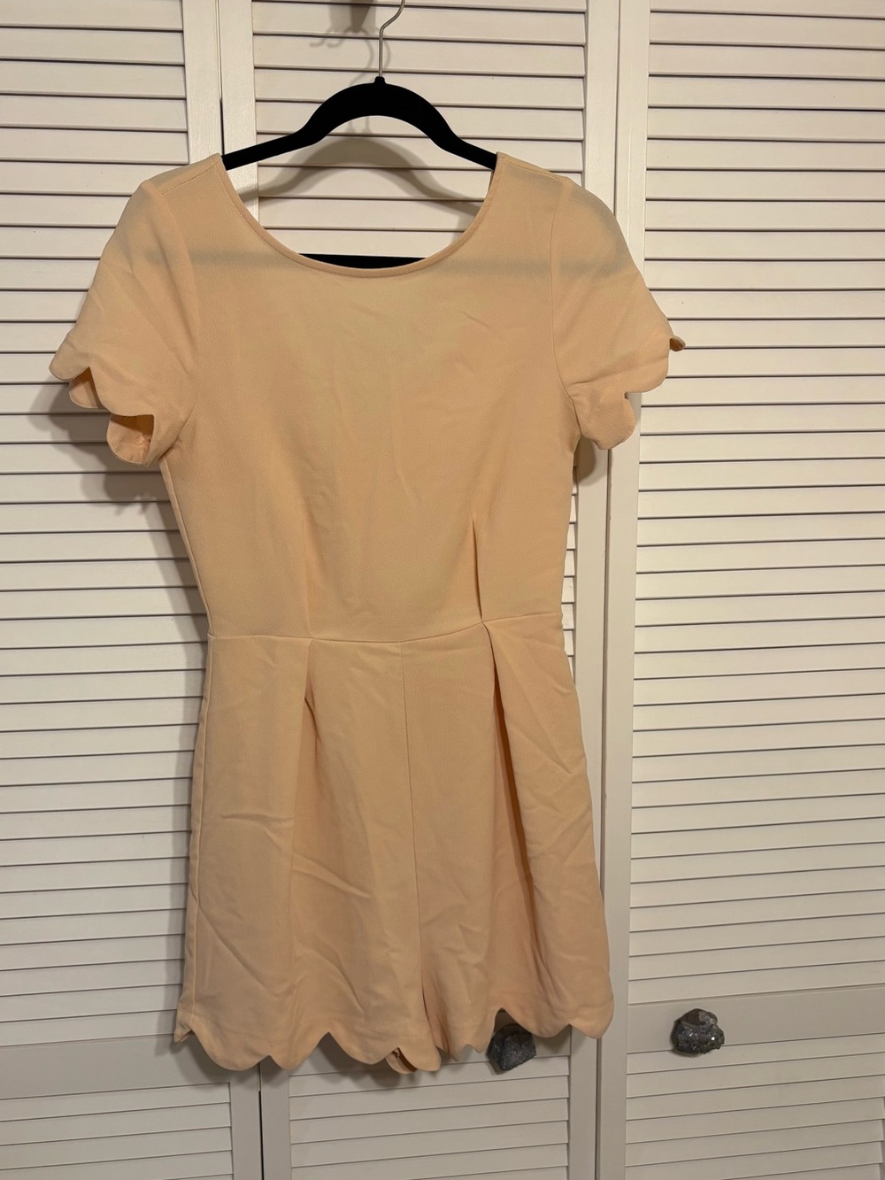 Monteau Peach Scallop-Hem Short Romper